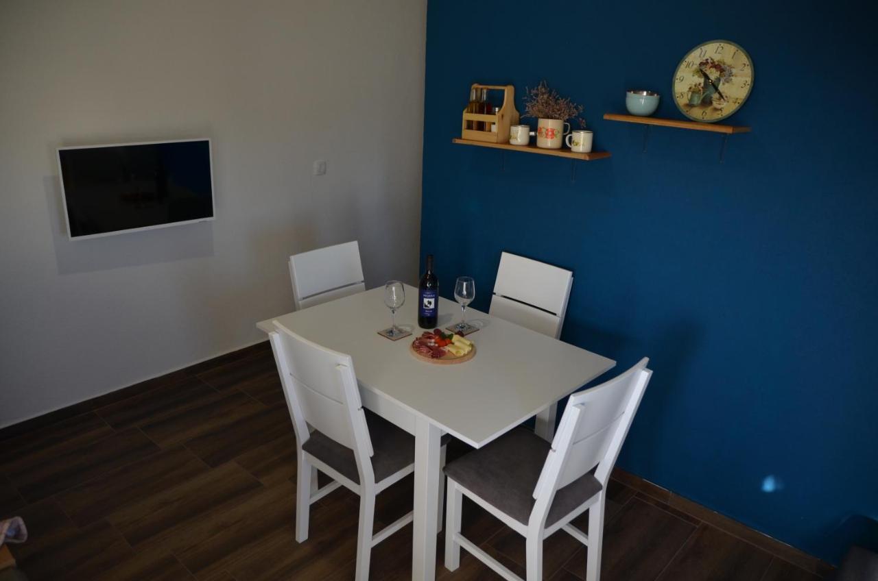 Donato Vrsi Apartment Bagian luar foto